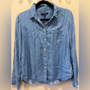 Banana Republic womens long sleeve denim button down shirt size  S